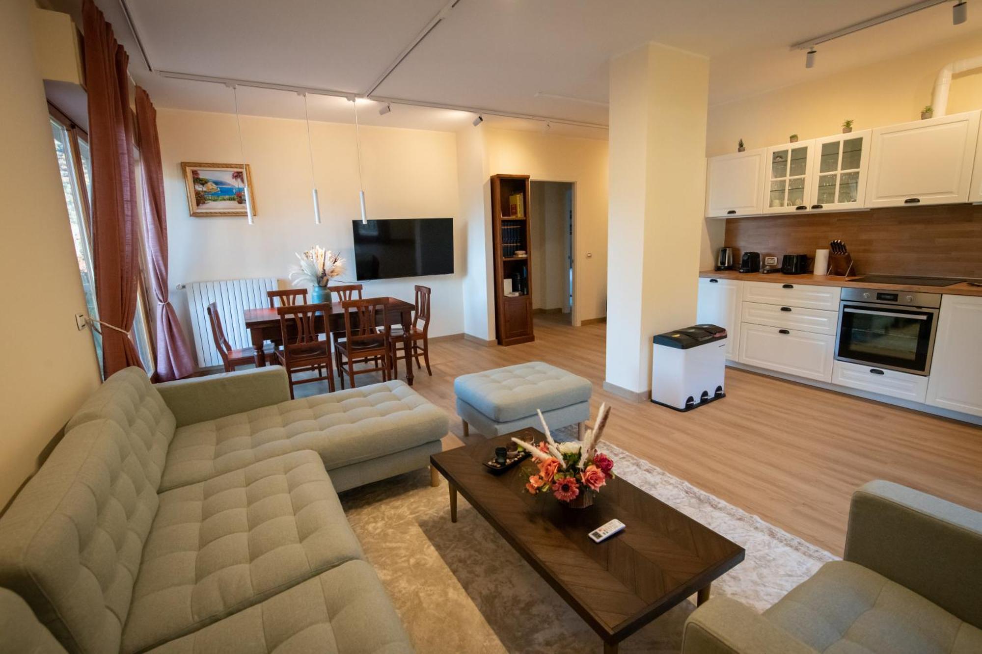Residenza Lago Sereno Porto Ceresio Exterior foto